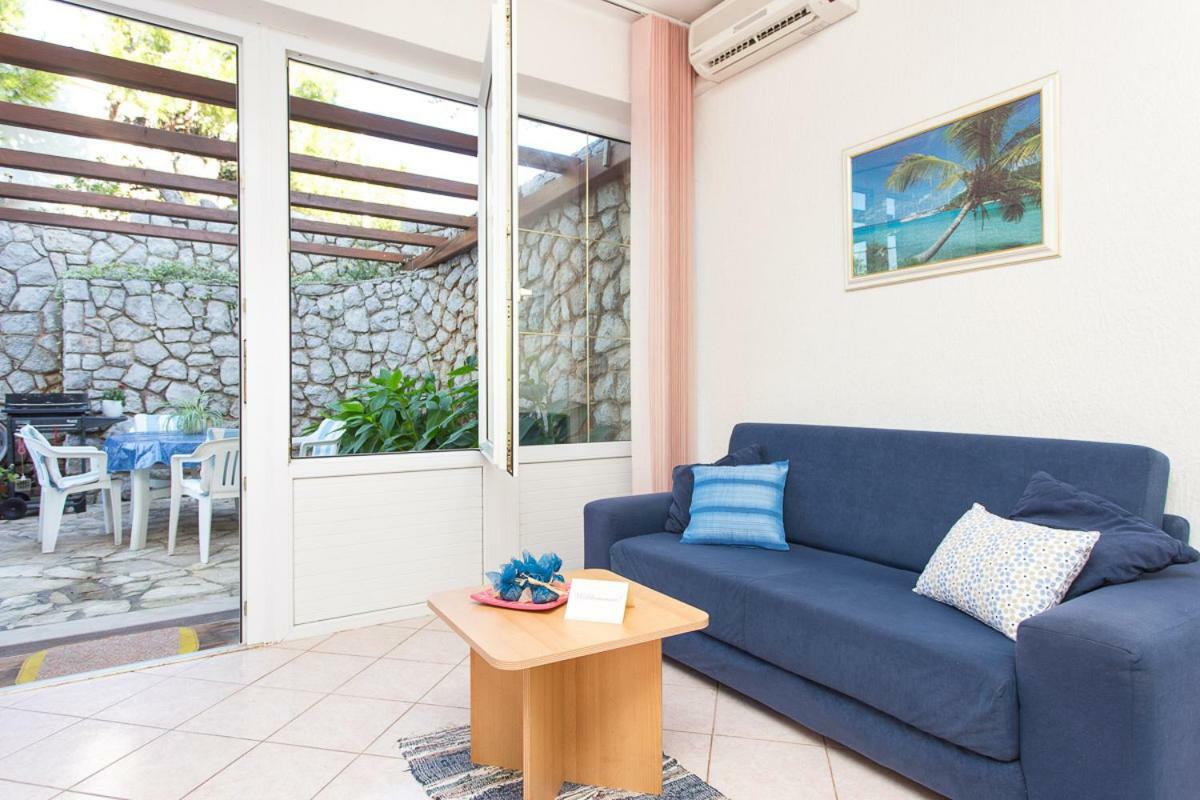 2-Bedroom Apartment 300M From Beach In Punat Eksteriør billede